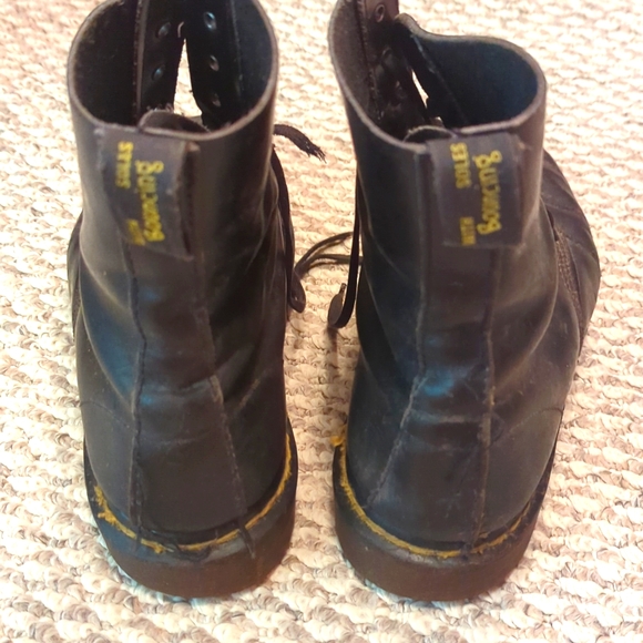 Vintage Dr. Martens! - Picture 3 of 4